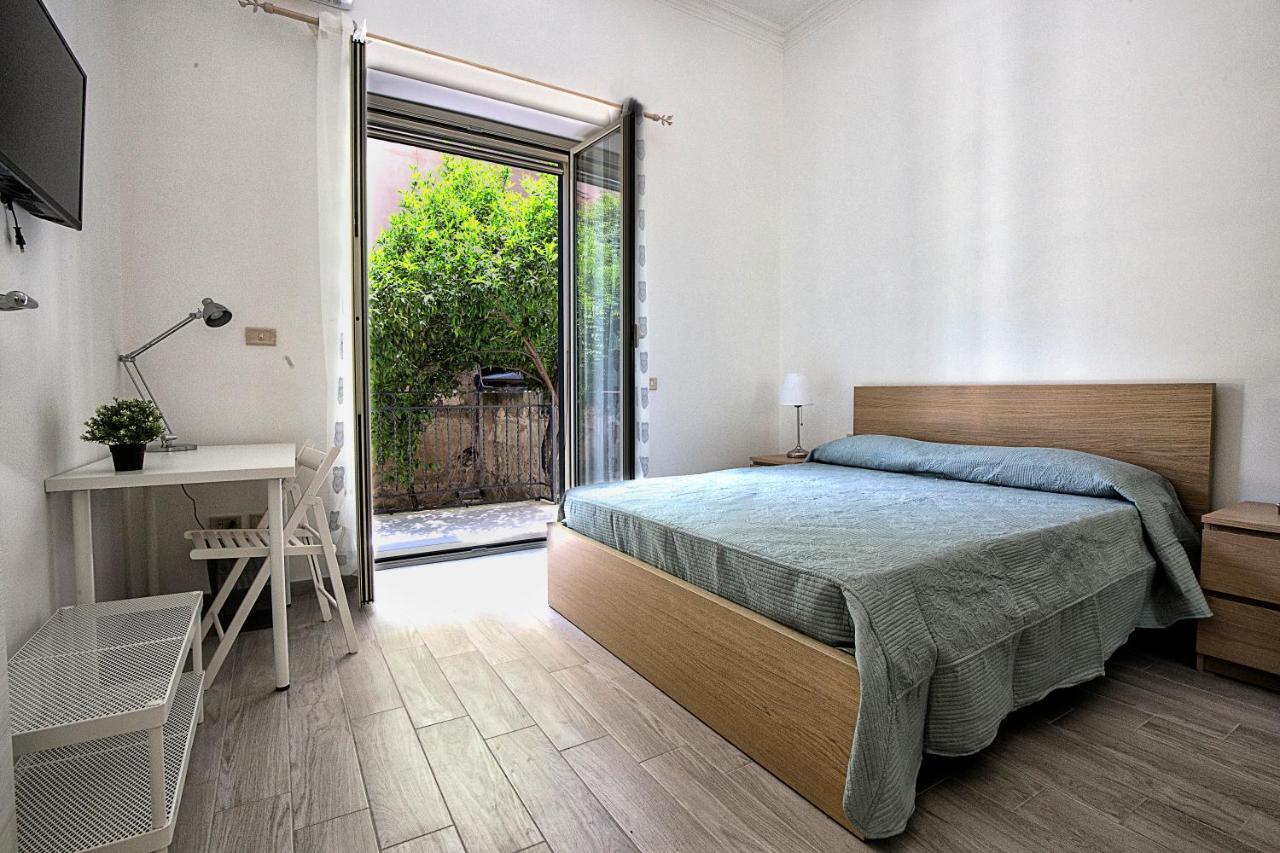 Garden House: Apartments And Rooms For Holidays Palermo Exterior foto