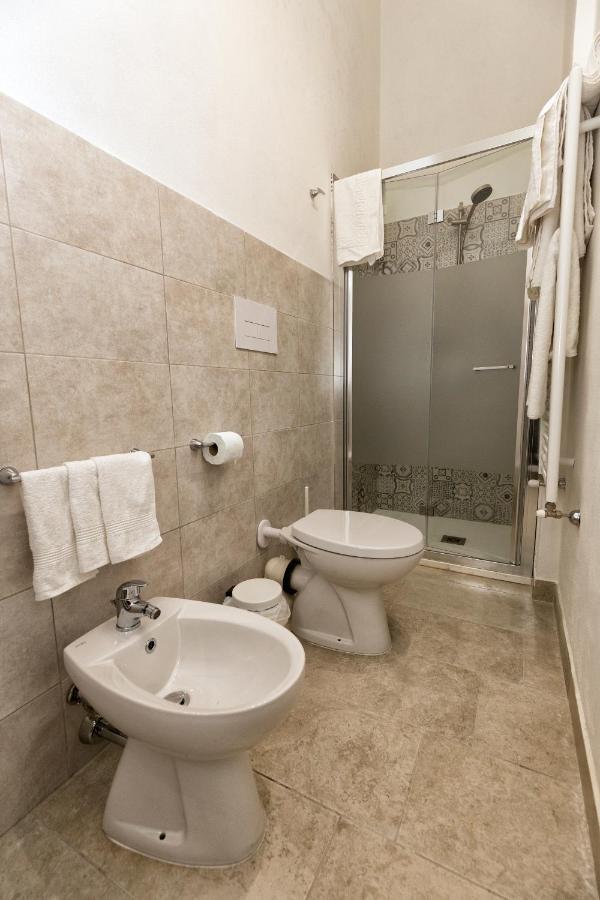 Garden House: Apartments And Rooms For Holidays Palermo Exterior foto